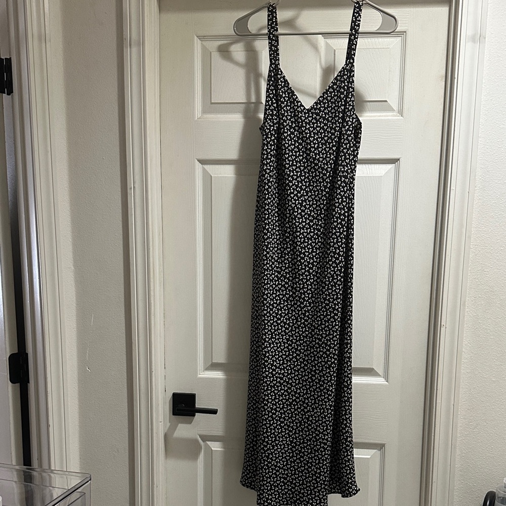 Mahina Black and White Patterned Midi Dress